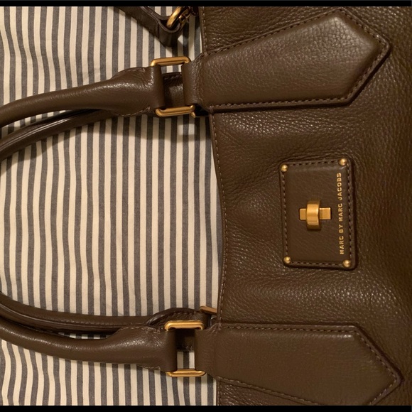 Marc By Marc Jacobs Brown Pebbled Leather Tote - Picture 2 of 8